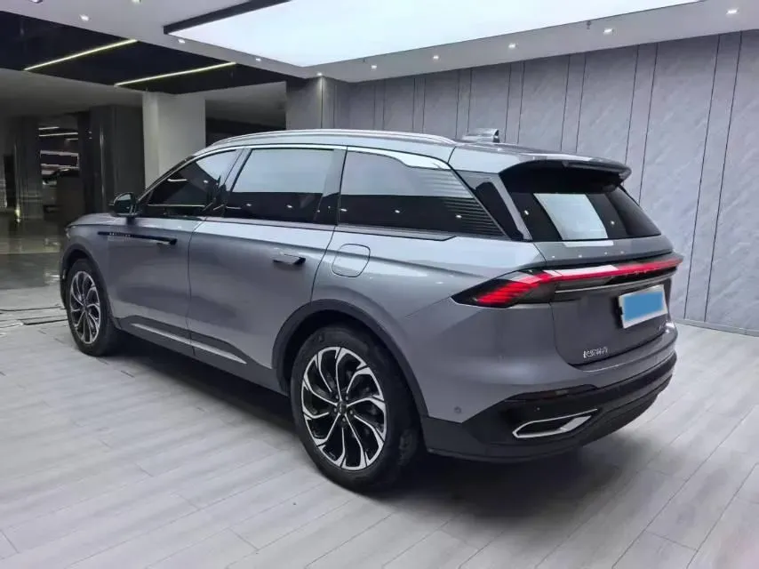 2023 Lincoln Nautilus 2.0T 261HP L4 8AT,autocango,china used car exporter,china ev exporter,chinese used car exporter,chinese used ev exporter