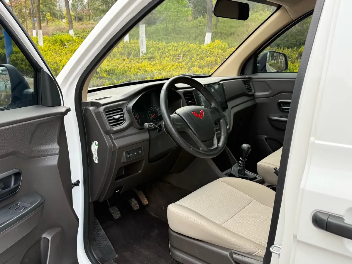 2022 JinBei Little Sea Lion X30 1.5L 102HP L4 5MT,autocango,china used car exporter,china ev exporter,chinese used car exporter,chinese used ev exporter