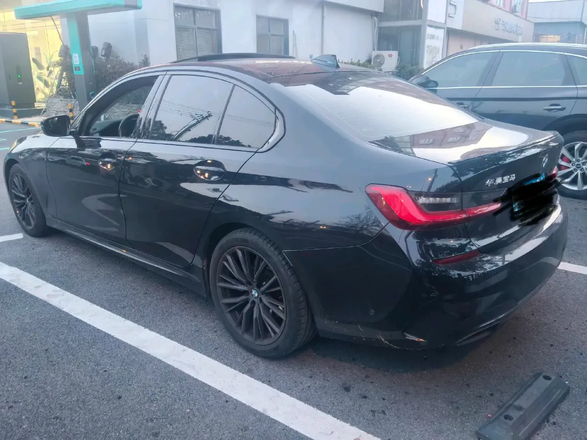 2021 BMW 3 Series 2.0T 184HP L4 8AT,autocango,china used car exporter,china ev exporter,chinese used car exporter,chinese used ev exporter