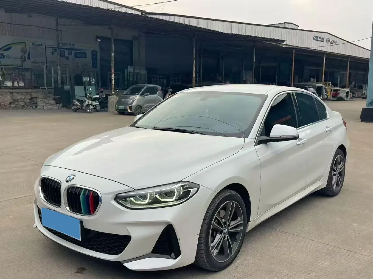 2023 BMW 1 Series 1.5T 136HP L3 7DCT,autocango,china used car exporter,china ev exporter,chinese used car exporter,chinese used ev exporter