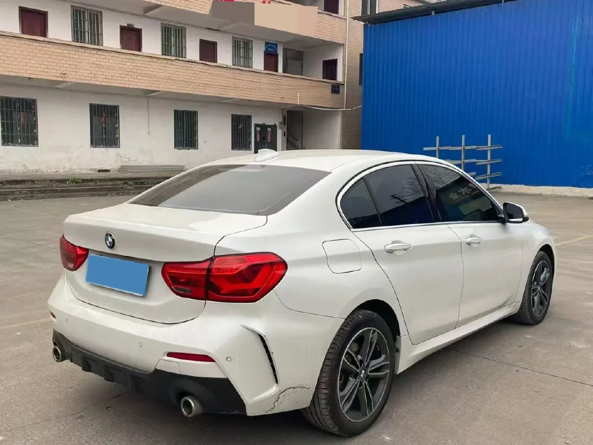 2023 BMW 1 Series 1.5T 136HP L3 7DCT,autocango,china used car exporter,china ev exporter,chinese used car exporter,chinese used ev exporter