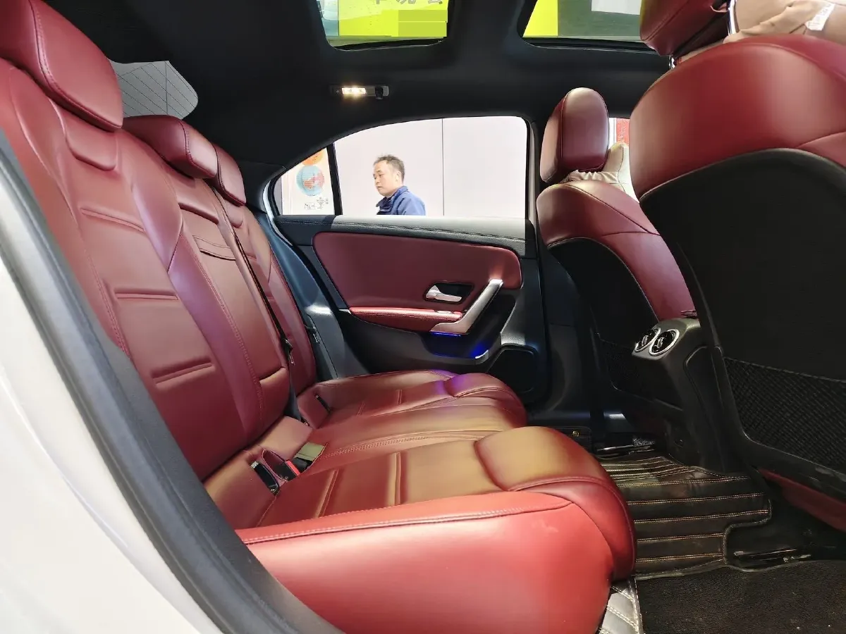 2022 Mercedes-Benz A Class 1.3T 163HP L4 7DCT,autocango,china used car exporter,china ev exporter,chinese used car exporter,chinese used ev exporter