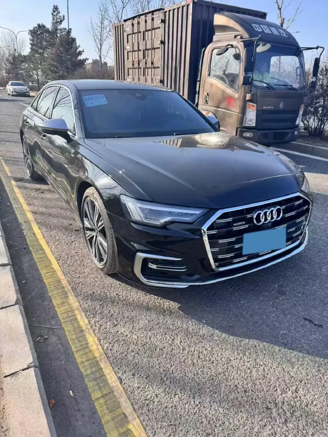 2024 Audi A6L 2.0T 245HP L4 7DCT,autocango,china used car exporter,china ev exporter,chinese used car exporter,chinese used ev exporter