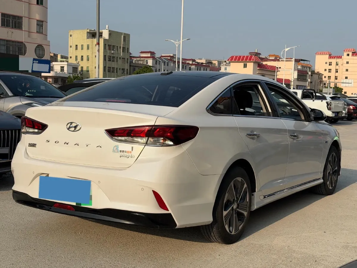 2018 Hyundai Sonata 2.0L 156HP L4 6AT PHEV 12.9KWH,autocango,china used car exporter,china ev exporter,chinese used car exporter,chinese used ev exporter