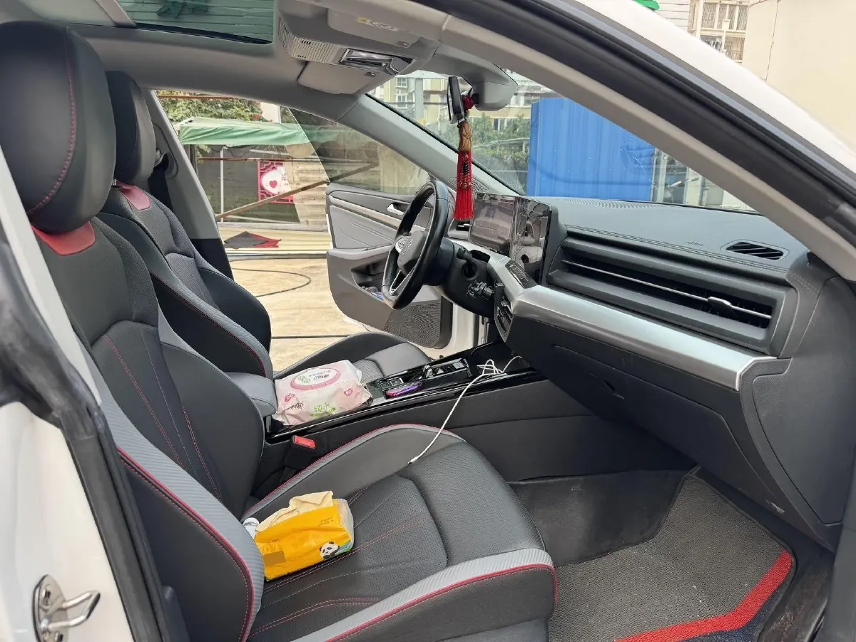 2022 Volkswagen Lavida 1.4T 150HP L4 7DCT,autocango,china used car exporter,china ev exporter,chinese used car exporter,chinese used ev exporter