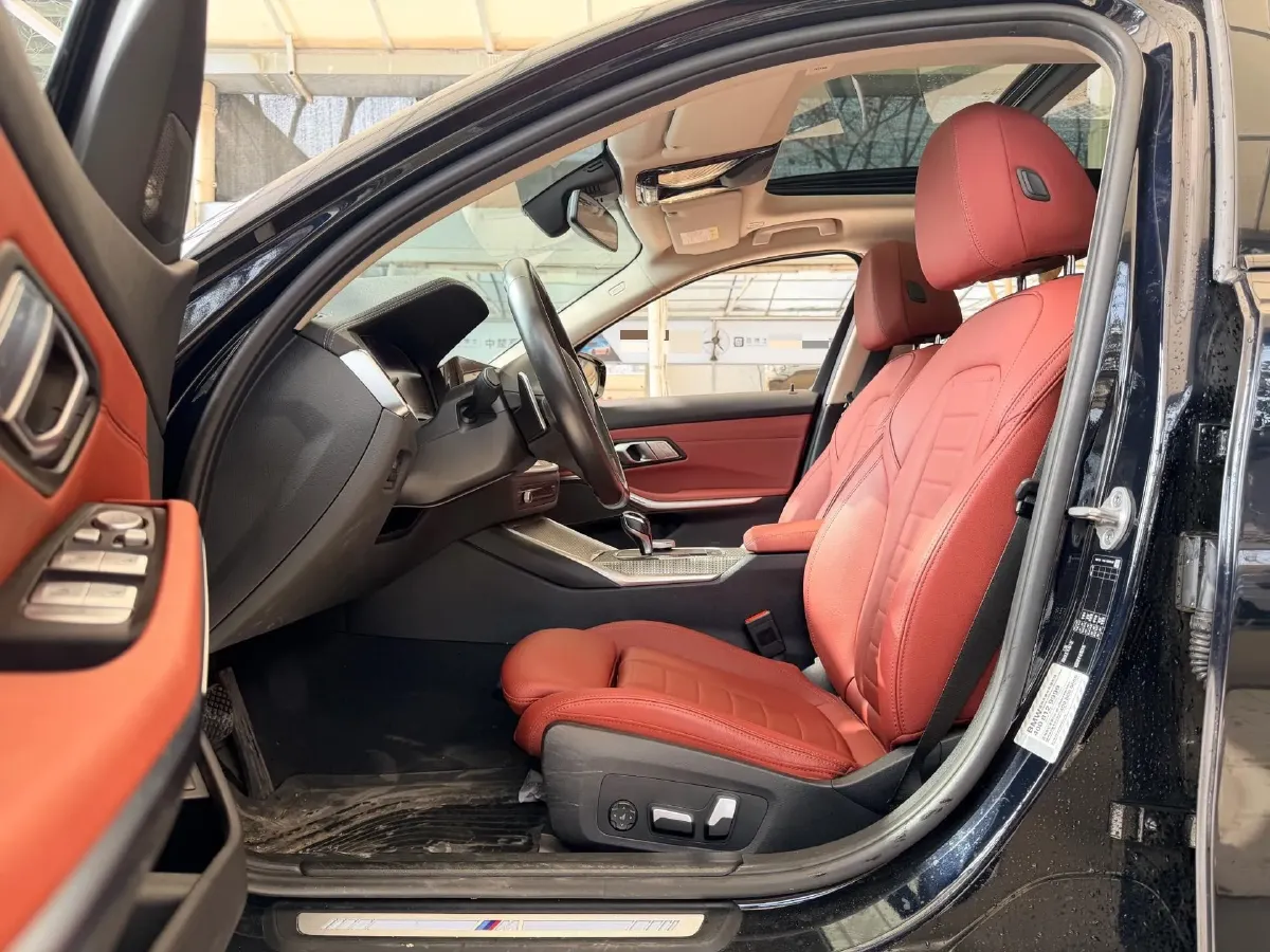 2021 BMW 3 Series 2.0T 184HP L4 8AT,autocango,china used car exporter,china ev exporter,chinese used car exporter,chinese used ev exporter