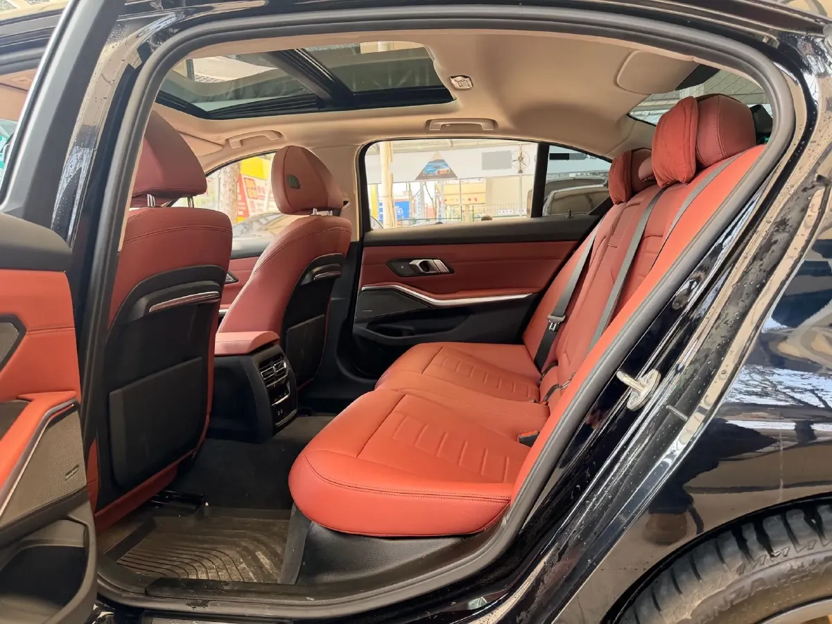 2021 BMW 3 Series 2.0T 184HP L4 8AT,autocango,china used car exporter,china ev exporter,chinese used car exporter,chinese used ev exporter