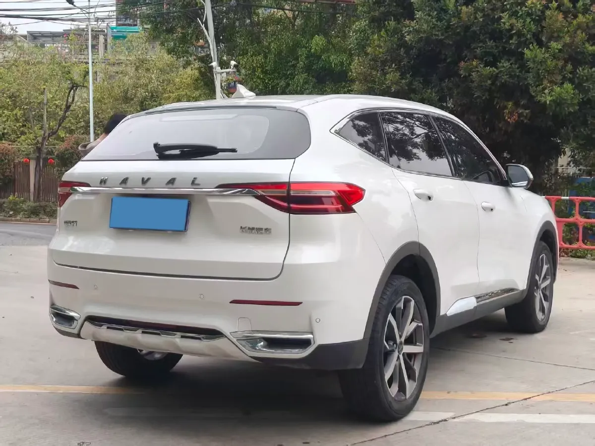 2021 Haval F7 1.5T 169HP L4 7DCT,autocango,china used car exporter,china ev exporter,chinese used car exporter,chinese used ev exporter