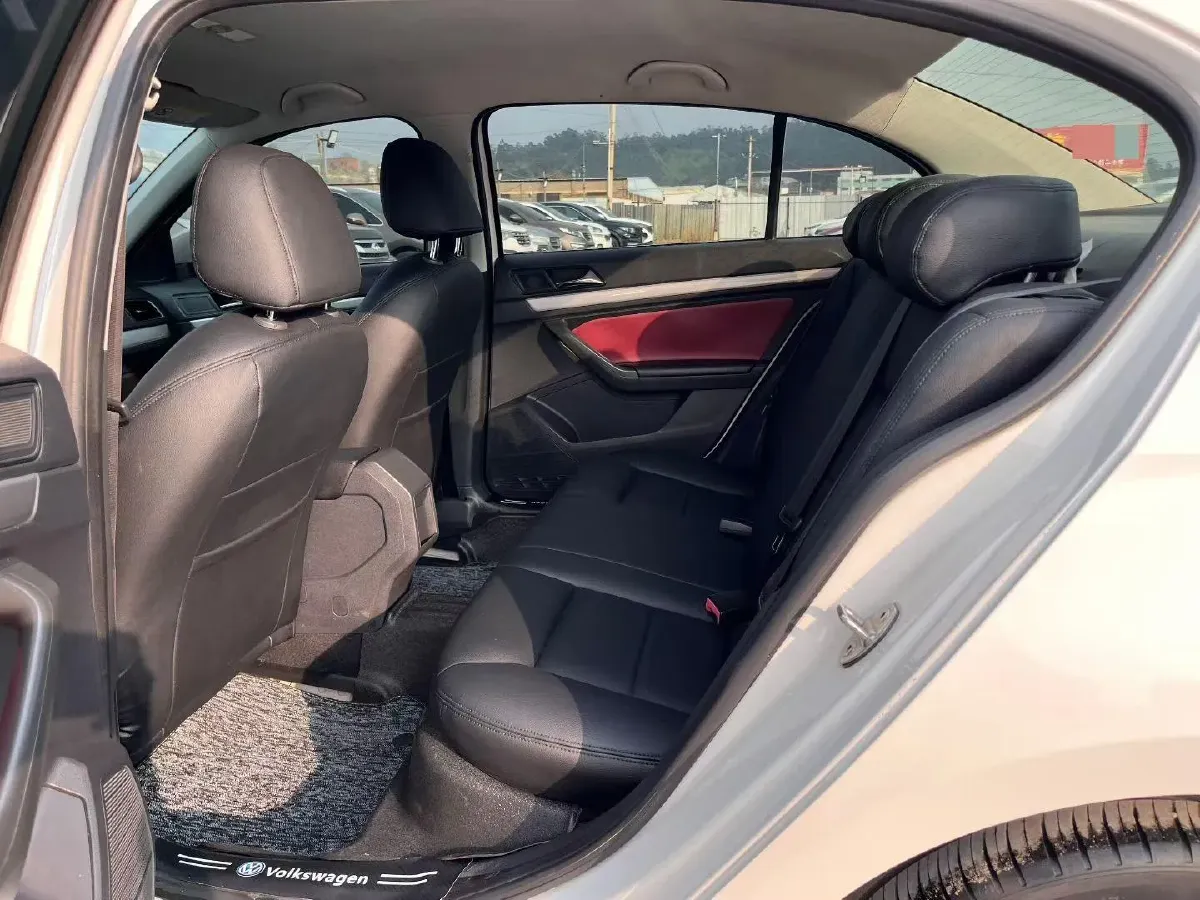 2017 Volkswagen Lavida 1.6L 110HP L4 6AT,autocango,china used car exporter,china ev exporter,chinese used car exporter,chinese used ev exporter