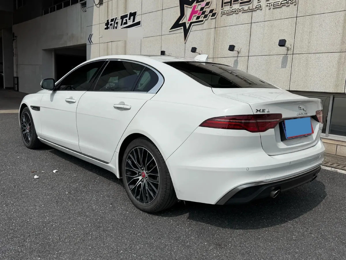 2021 Jaguar XEL 2.0T 250HP L4 8AT,autocango,china used car exporter,china ev exporter,chinese used car exporter,chinese used ev exporter