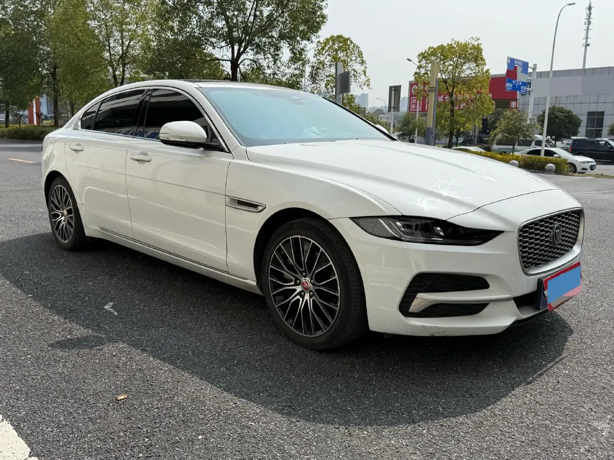 2021 Jaguar XEL 2.0T 250HP L4 8AT,autocango,china used car exporter,china ev exporter,chinese used car exporter,chinese used ev exporter