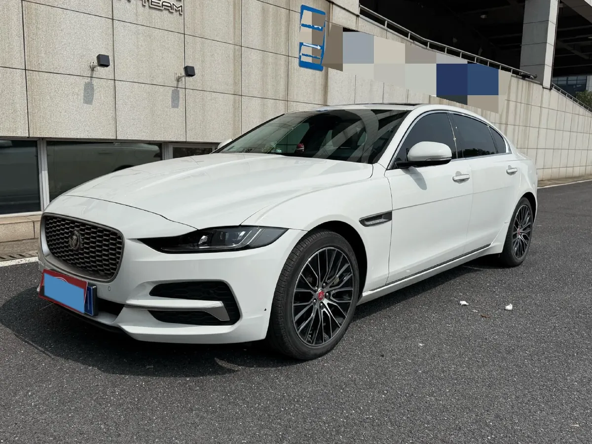 2021 Jaguar XEL 2.0T 250HP L4 8AT,autocango,china used car exporter,china ev exporter,chinese used car exporter,chinese used ev exporter