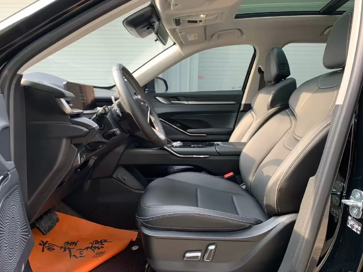 2024 Haval H6 1.5T 184HP L4 7DCT,autocango,china used car exporter,china ev exporter,chinese used car exporter,chinese used ev exporter