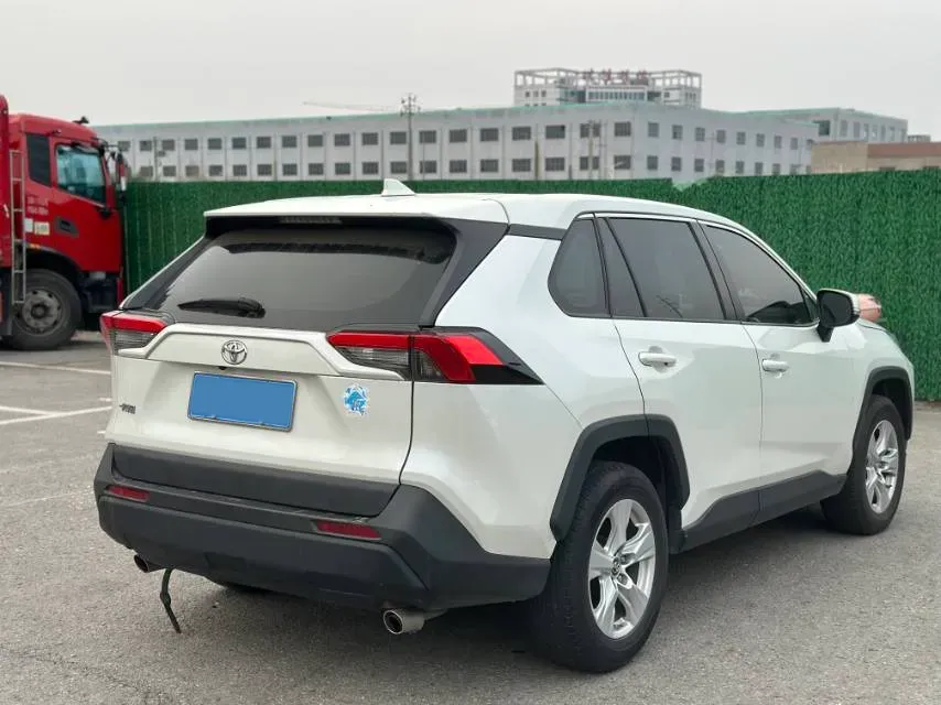 2020 Toyota RAV4 2.0L 171HP L4 CVT,autocango,china used car exporter,china ev exporter,chinese used car exporter,chinese used ev exporter