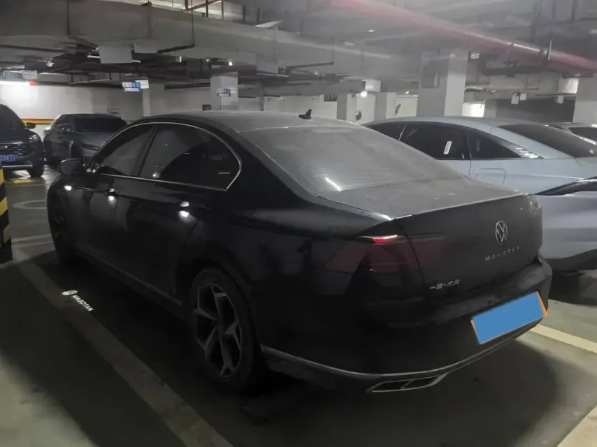 2023 Volkswagen Magotan 2.0T 186HP L4 7DCT,autocango,china used car exporter,china ev exporter,chinese used car exporter,chinese used ev exporter