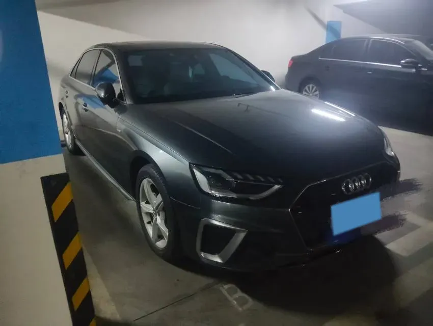 2020 Audi A4L 2.0T 150HP L4 7DCT,autocango,china used car exporter,china ev exporter,chinese used car exporter,chinese used ev exporter
