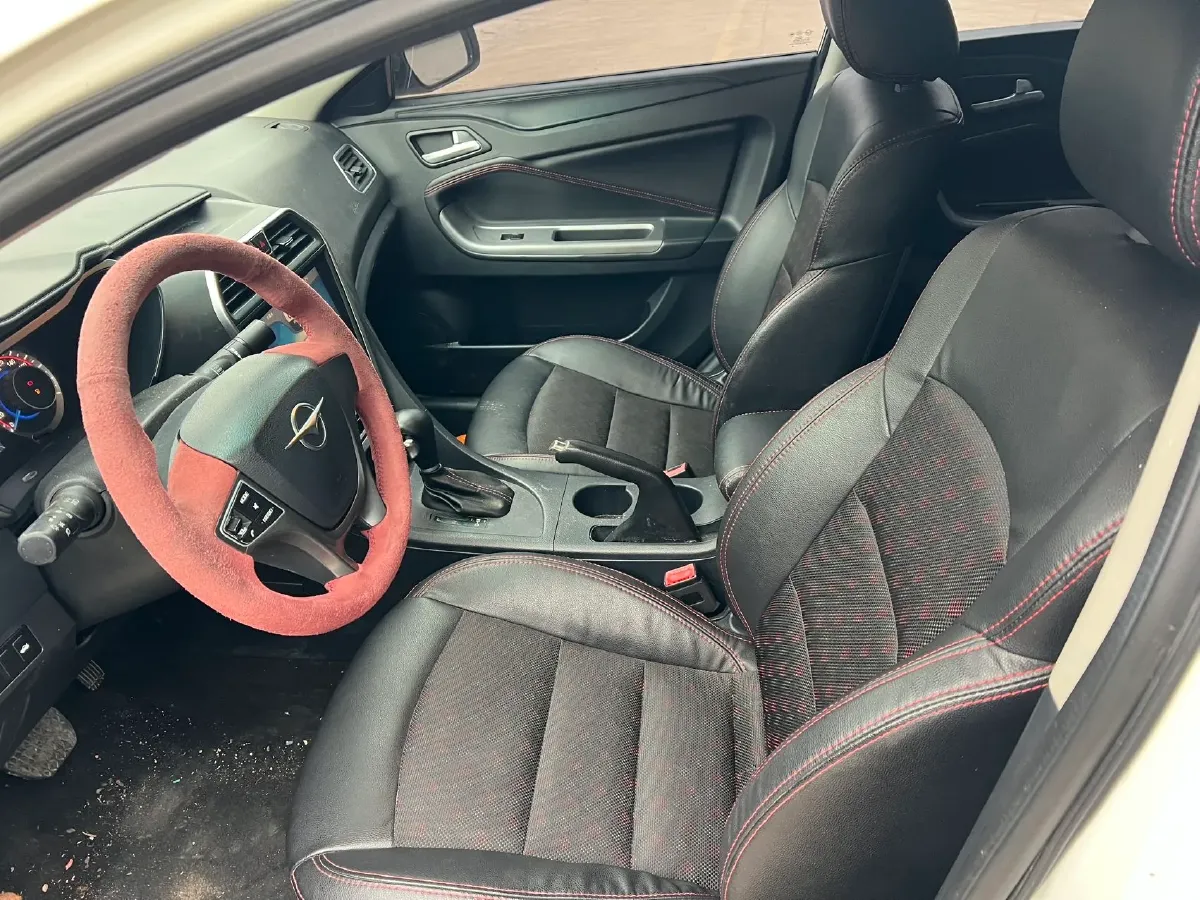 2017 HaiMa Family 1.6L 125HP L4 6AT,autocango,china used car exporter,china ev exporter,chinese used car exporter,chinese used ev exporter