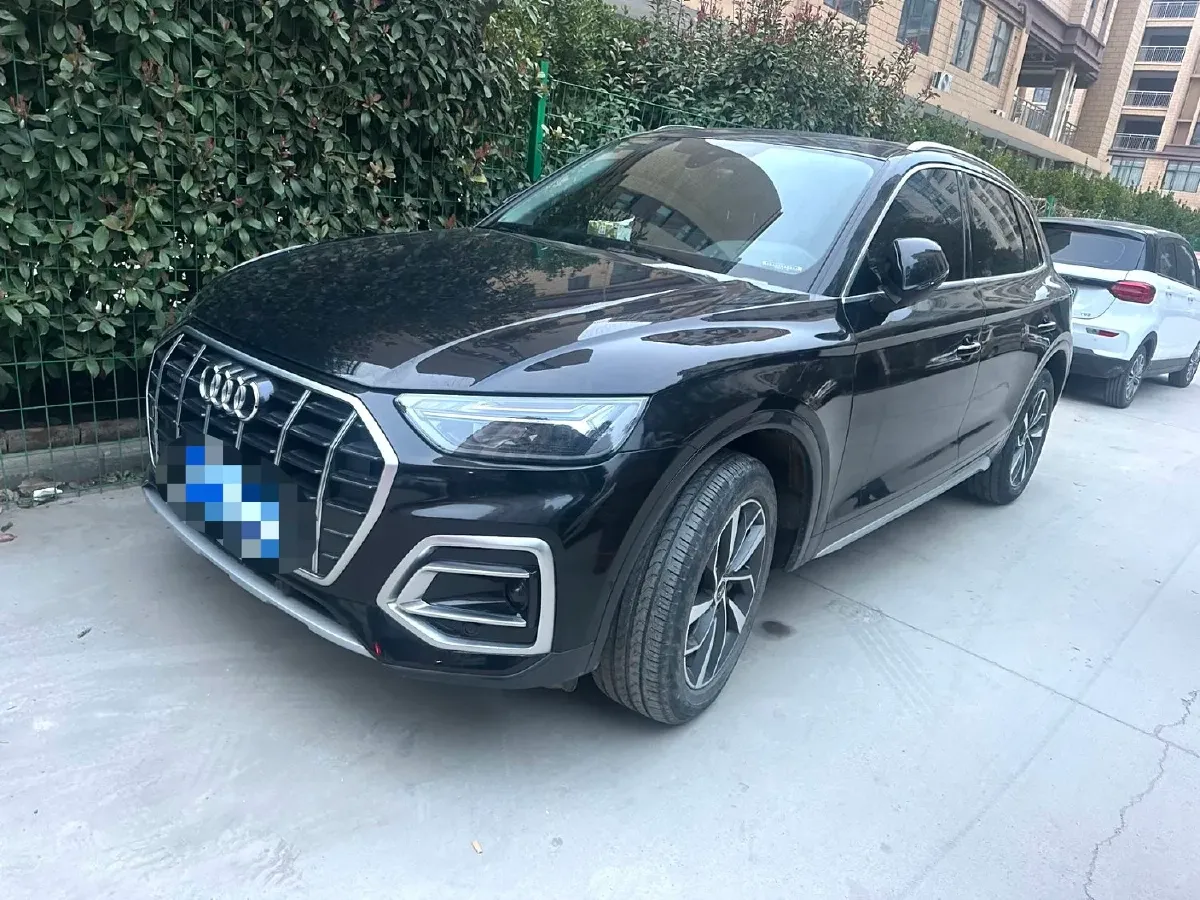 2022 Audi Q5L Sportback 2.0T 190HP L4 7DCT,autocango,china used car exporter,china ev exporter,chinese used car exporter,chinese used ev exporter