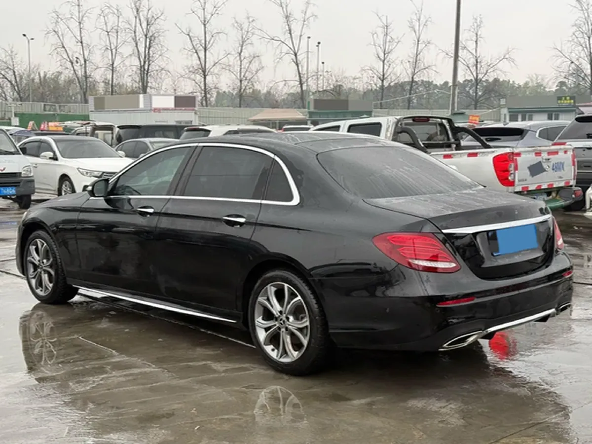 2020 Mercedes-Benz E Class 2.0T 258HP L4 9AT,autocango,china used car exporter,china ev exporter,chinese used car exporter,chinese used ev exporter