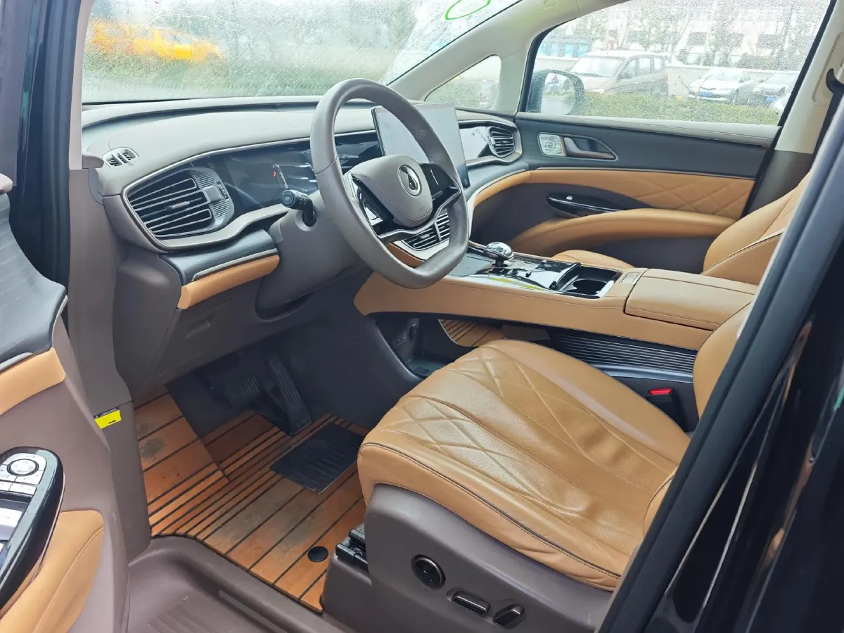 2022 HongQi HS7 3.0T 337HP V6 8AT,autocango,china used car exporter,china ev exporter,chinese used car exporter,chinese used ev exporter