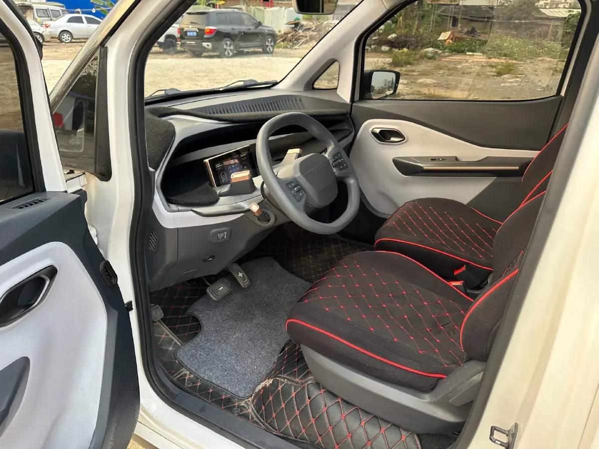 2020 BaoJun E200 BEV 28KWH,autocango,china used car exporter,china ev exporter,chinese used car exporter,chinese used ev exporter