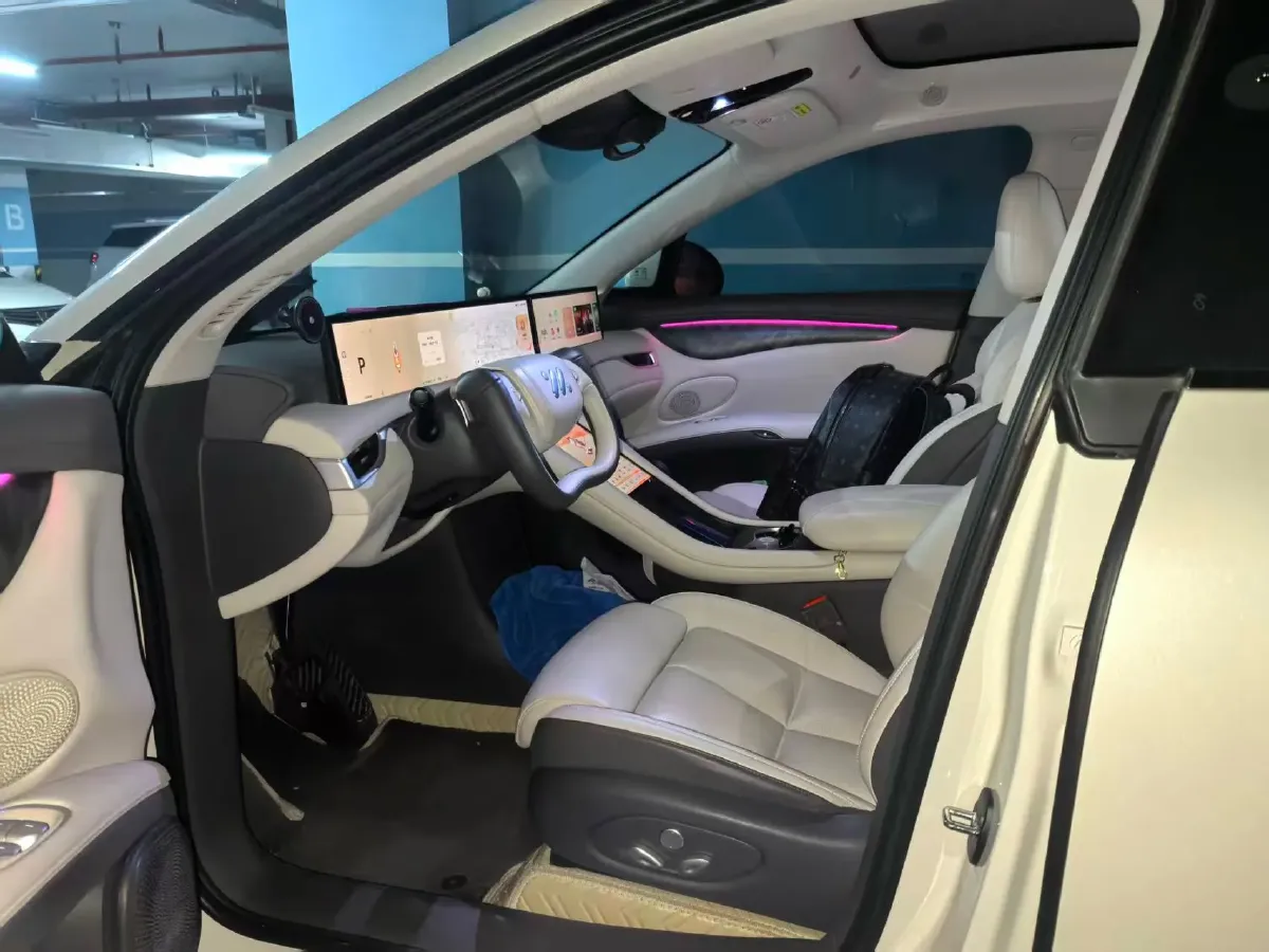 2023 IM LS6 BEV 71KWH,autocango,china used car exporter,china ev exporter,chinese used car exporter,chinese used ev exporter