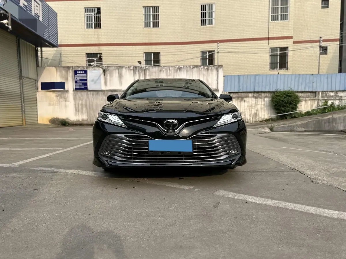 2019 Toyota Camry 2.5L 209HP L4 8AT,autocango,china used car exporter,china ev exporter,chinese used car exporter,chinese used ev exporter