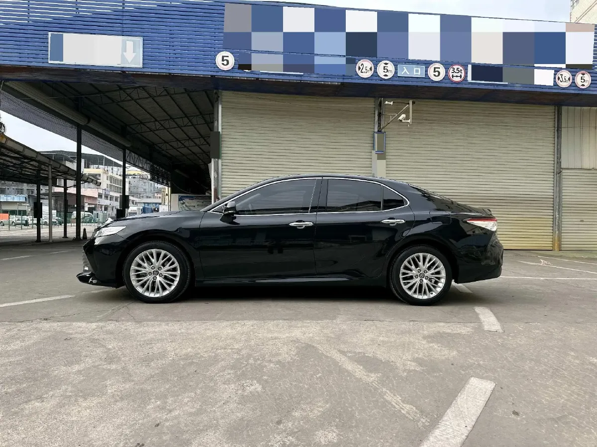 2019 Toyota Camry 2.5L 209HP L4 8AT,autocango,china used car exporter,china ev exporter,chinese used car exporter,chinese used ev exporter