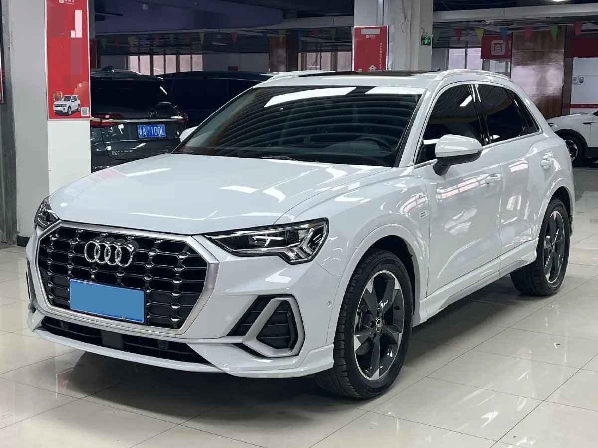 2023 Audi Q3 1.4T 150HP L4 7DCT,autocango,china used car exporter,china ev exporter,chinese used car exporter,chinese used ev exporter