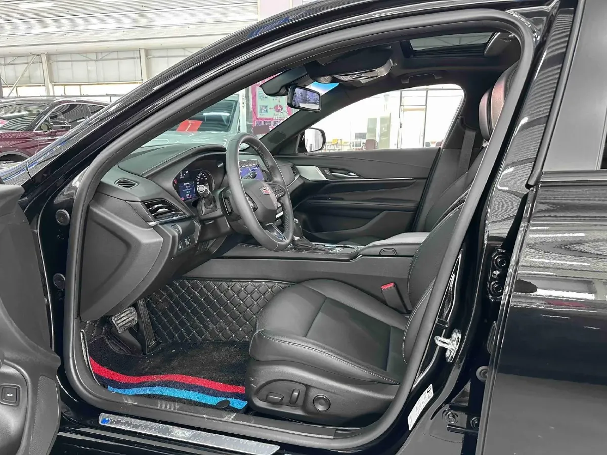 2023 Cadillac CT4 1.5T 211HP L4 8AT,autocango,china used car exporter,china ev exporter,chinese used car exporter,chinese used ev exporter