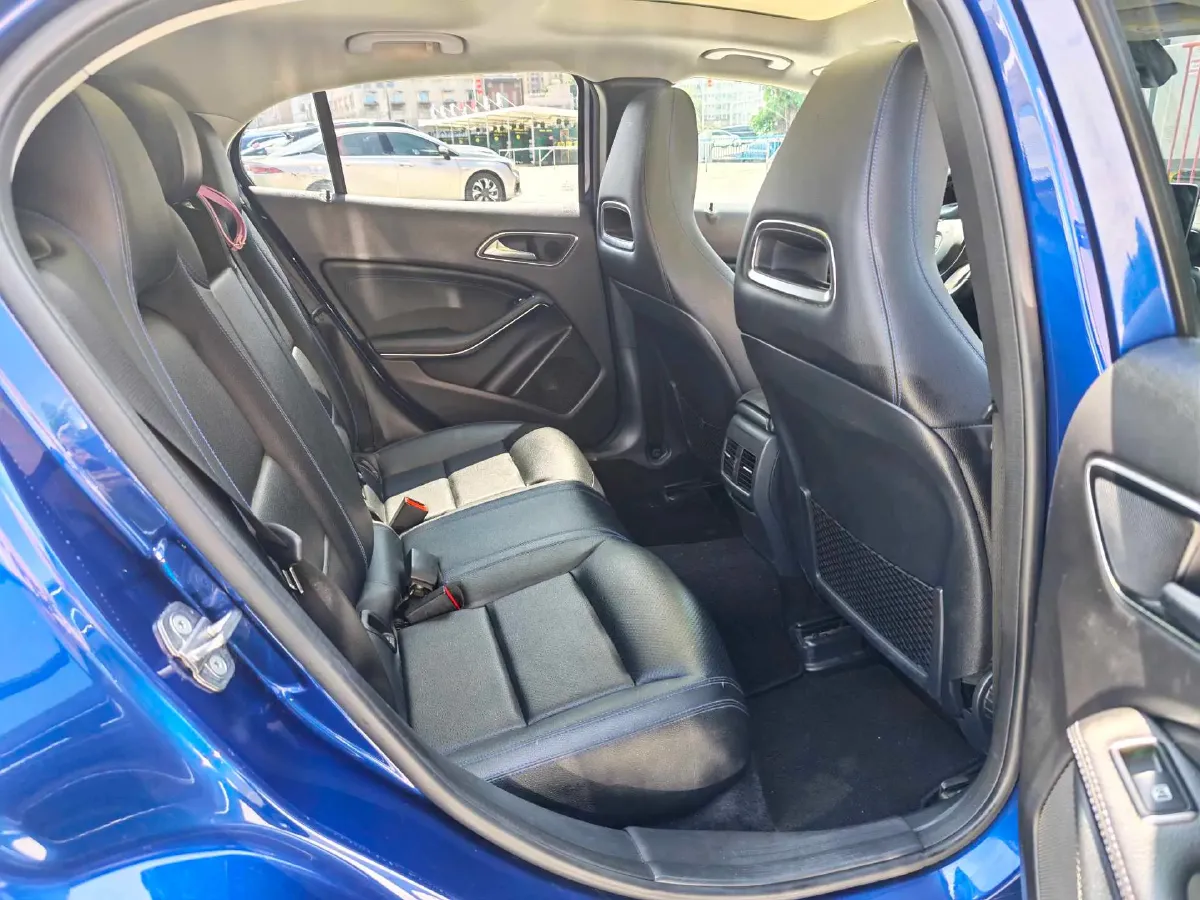 2019 Mercedes-Benz GLA Class 1.6T 156HP L4 7DCT,autocango,china used car exporter,china ev exporter,chinese used car exporter,chinese used ev exporter