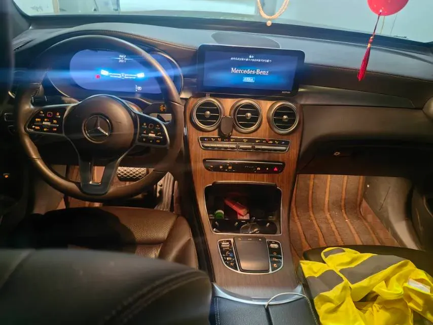 2021 Mercedes-Benz GLC Class 2.0T 258HP L4 9AT,autocango,china used car exporter,china ev exporter,chinese used car exporter,chinese used ev exporter