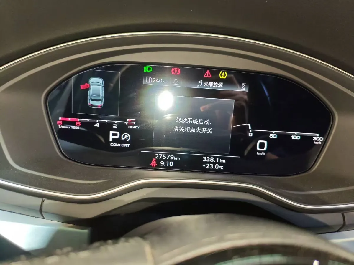 2022 Audi A4L 2.0T 190HP L4 7DCT,autocango,china used car exporter,china ev exporter,chinese used car exporter,chinese used ev exporter