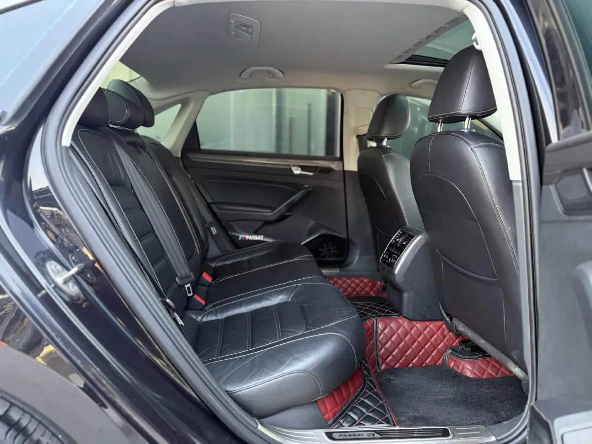 2017 Volkswagen Passat 1.8T 180HP L4 7DCT,autocango,china used car exporter,china ev exporter,chinese used car exporter,chinese used ev exporter