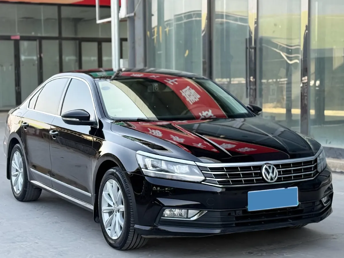 2017 Volkswagen Passat 1.8T 180HP L4 7DCT,autocango,china used car exporter,china ev exporter,chinese used car exporter,chinese used ev exporter
