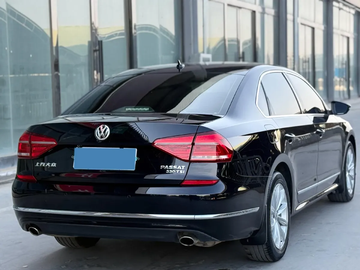 2017 Volkswagen Passat 1.8T 180HP L4 7DCT,autocango,china used car exporter,china ev exporter,chinese used car exporter,chinese used ev exporter