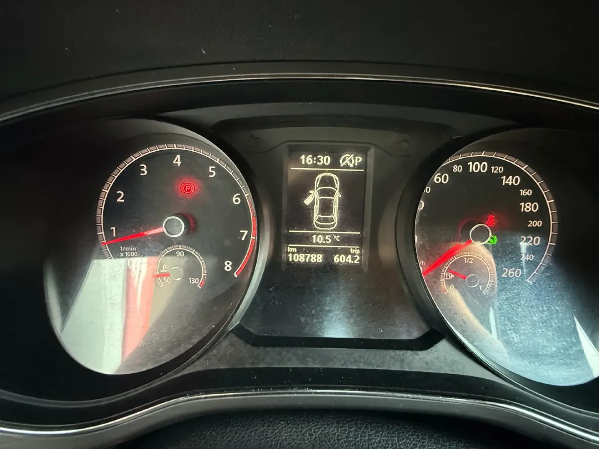 2017 Volkswagen Passat 1.8T 180HP L4 7DCT,autocango,china used car exporter,china ev exporter,chinese used car exporter,chinese used ev exporter