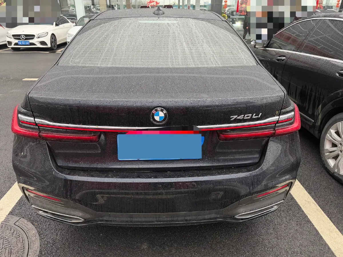 2021 BMW 7 Series 3.0T 340HP L6 8AT,autocango,china used car exporter,china ev exporter,chinese used car exporter,chinese used ev exporter