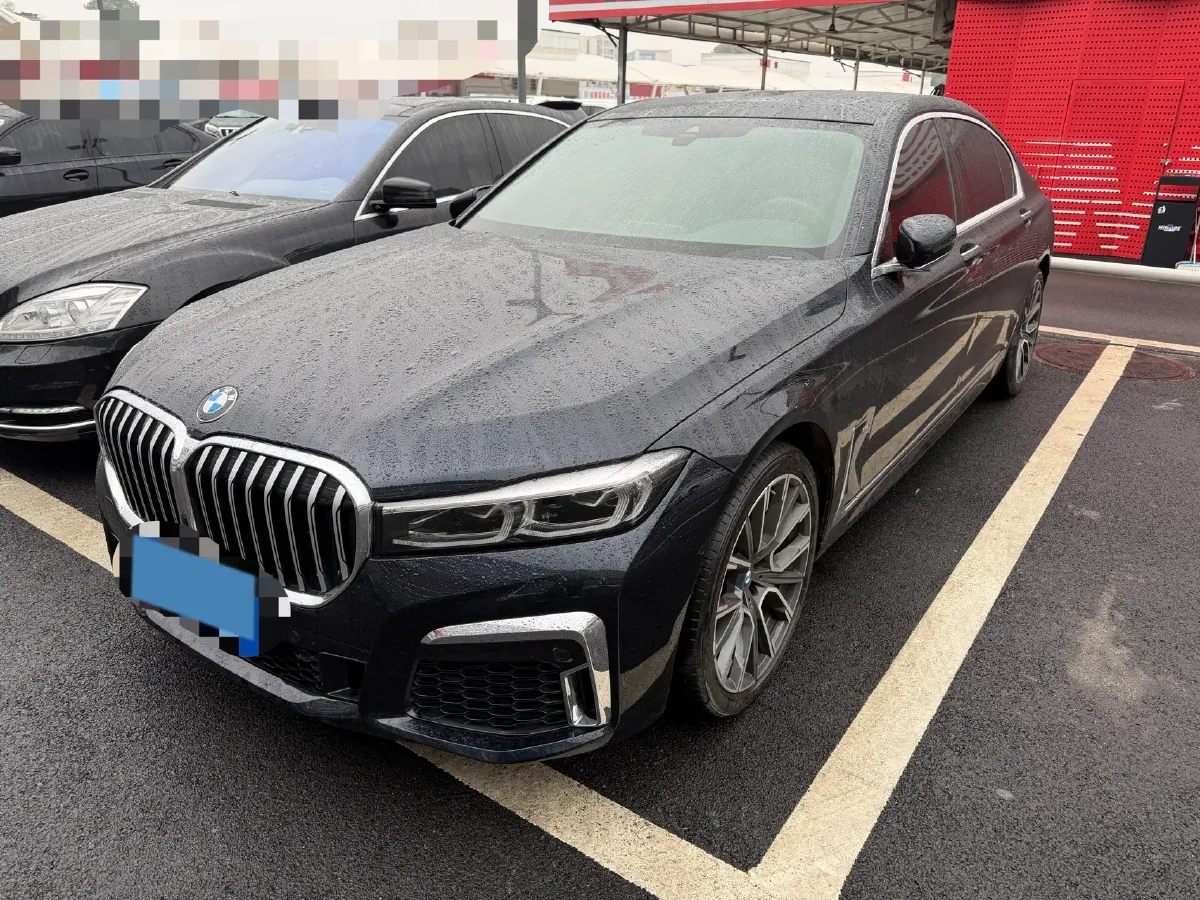 2021 BMW 7 Series 3.0T 340HP L6 8AT,autocango,china used car exporter,china ev exporter,chinese used car exporter,chinese used ev exporter