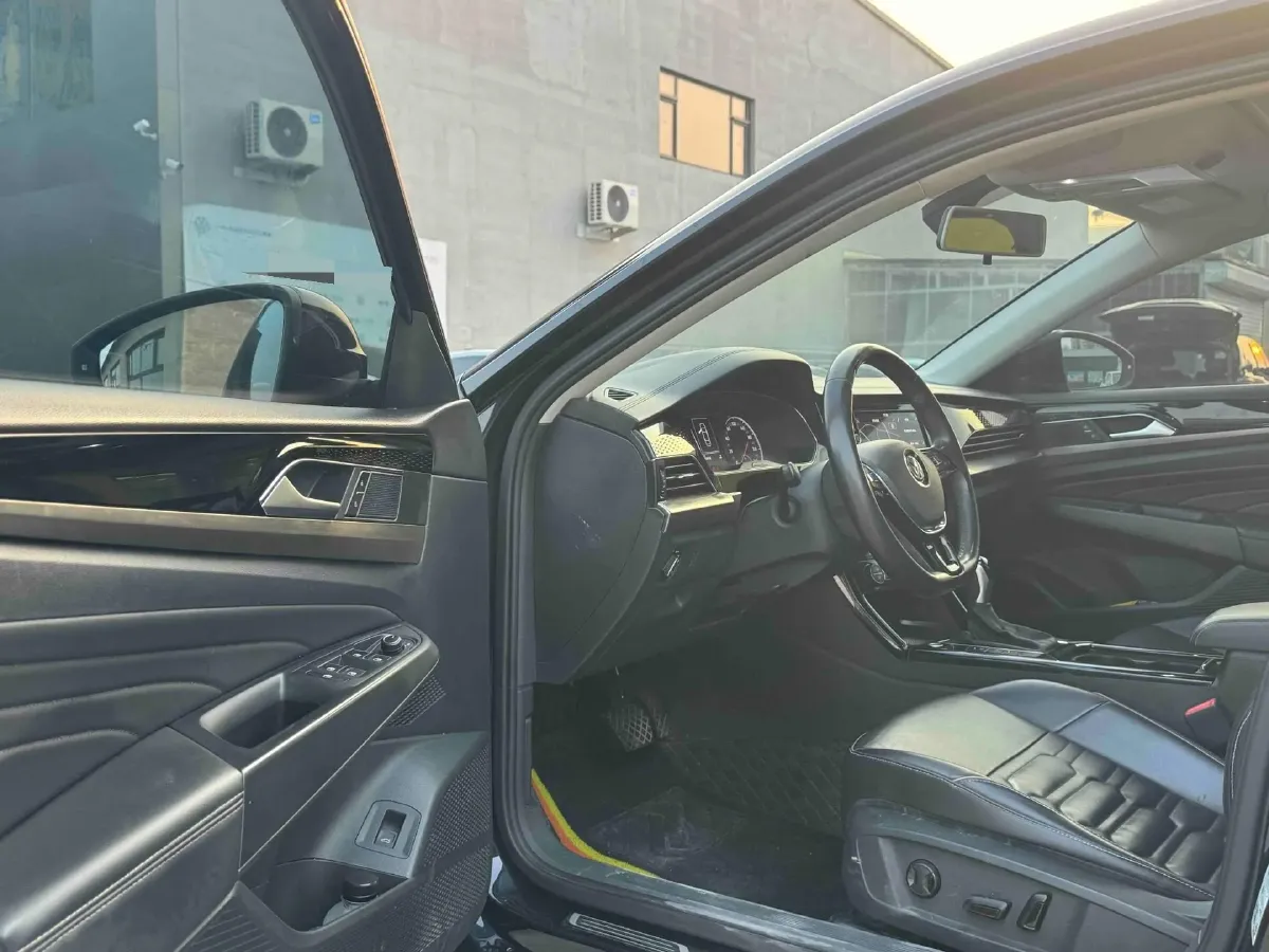 2019 Skoda Kodiak 2.0T 186HP L4 7DCT,autocango,china used car exporter,china ev exporter,chinese used car exporter,chinese used ev exporter