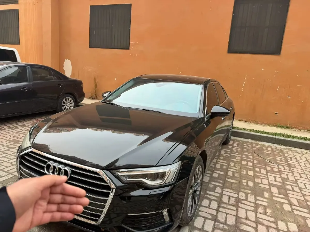 2019 Mercedes-Benz E Class 1.5T 184HP L4 9AT,autocango,china used car exporter,china ev exporter,chinese used car exporter,chinese used ev exporter