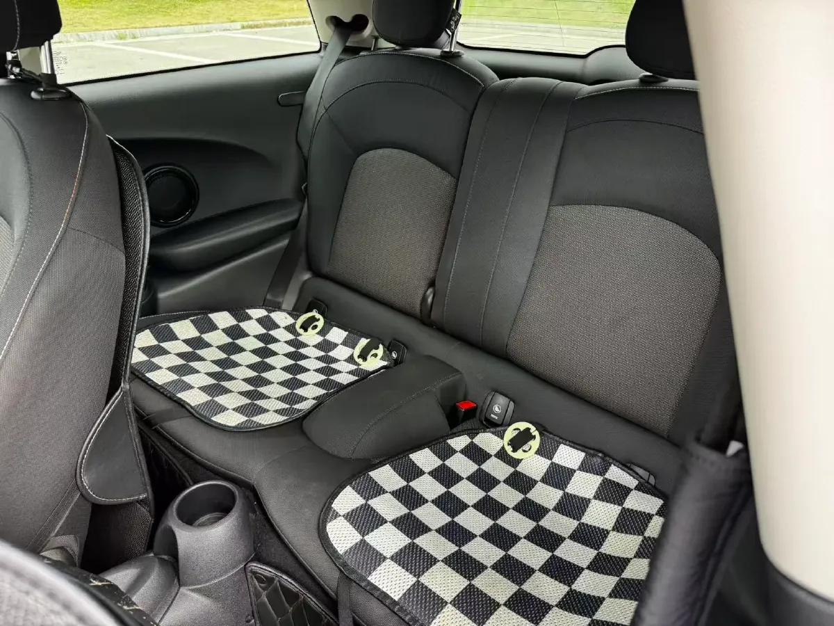 2022 MINI MINI 1.5T 102HP L3 7DCT,autocango,china used car exporter,china ev exporter,chinese used car exporter,chinese used ev exporter