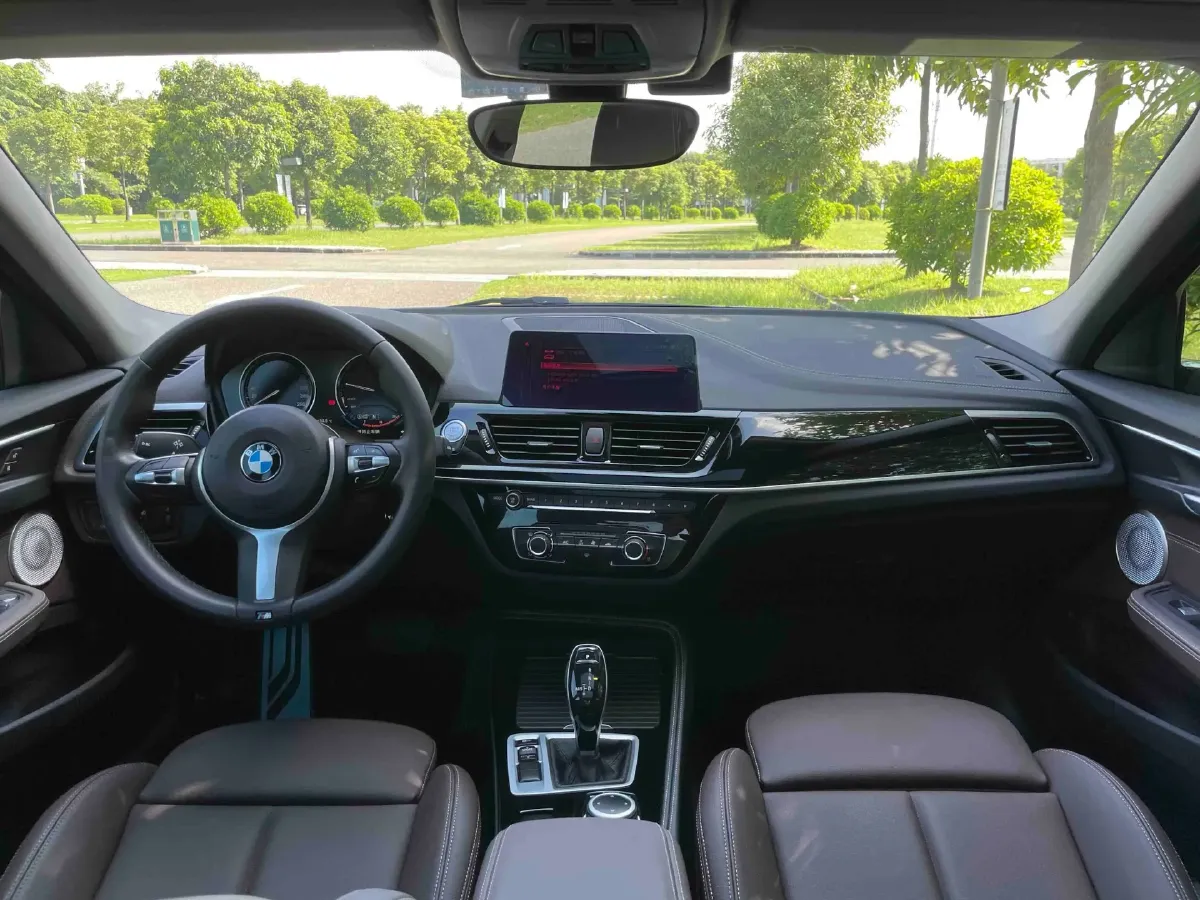 2022 BMW 1 Series 1.5T 140HP L3 7DCT,autocango,china used car exporter,china ev exporter,chinese used car exporter,chinese used ev exporter