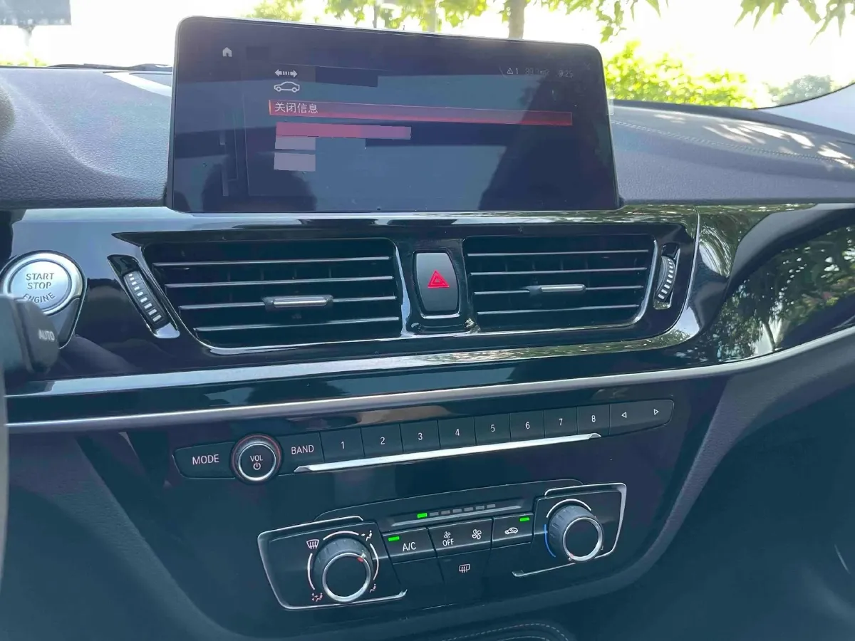 2022 BMW 1 Series 1.5T 140HP L3 7DCT,autocango,china used car exporter,china ev exporter,chinese used car exporter,chinese used ev exporter