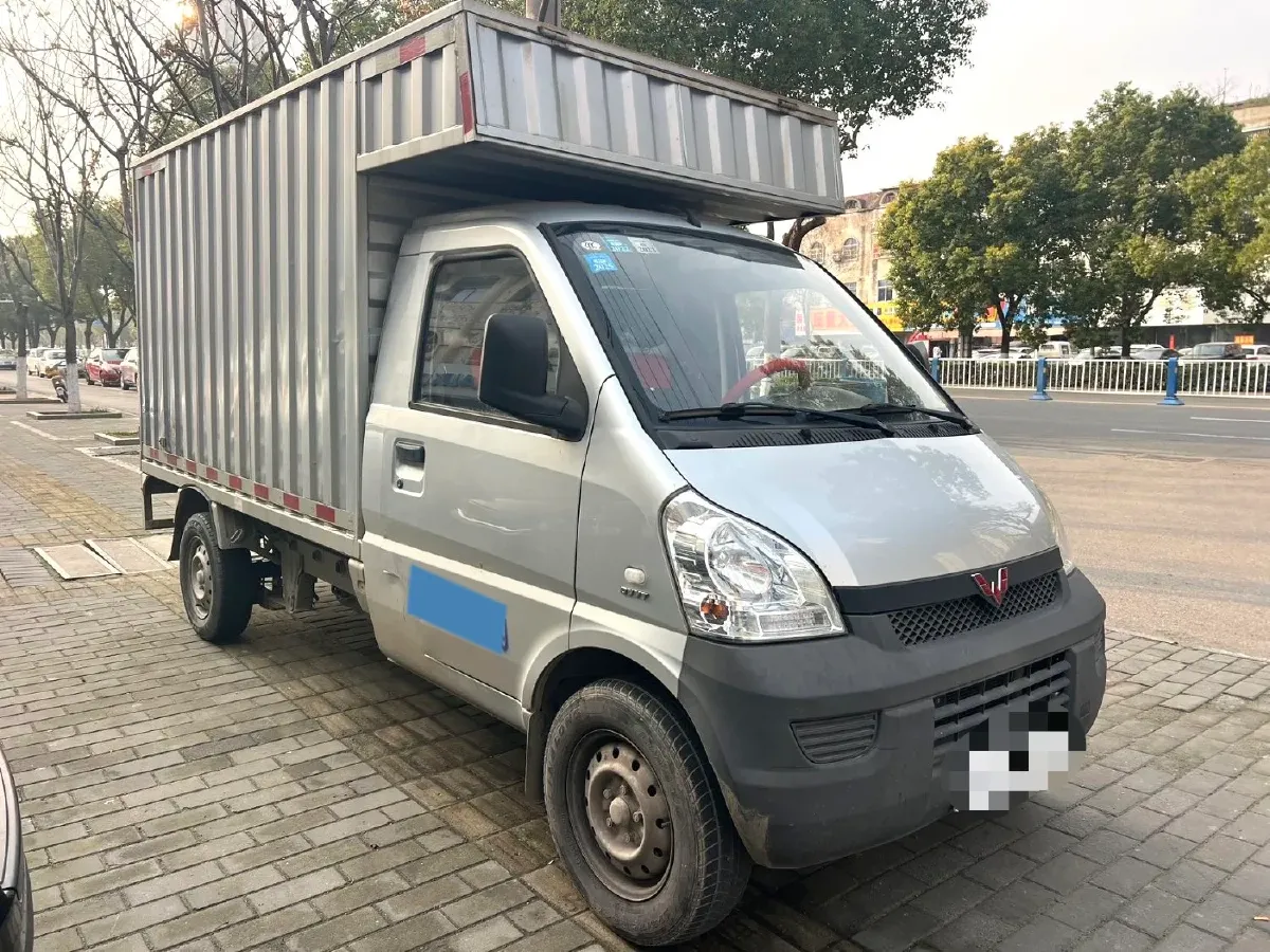 2019 WuLing RongGuang Mini Truck 1.5L 107HP L4 5MT,autocango,china used car exporter,china ev exporter,chinese used car exporter,chinese used ev exporter