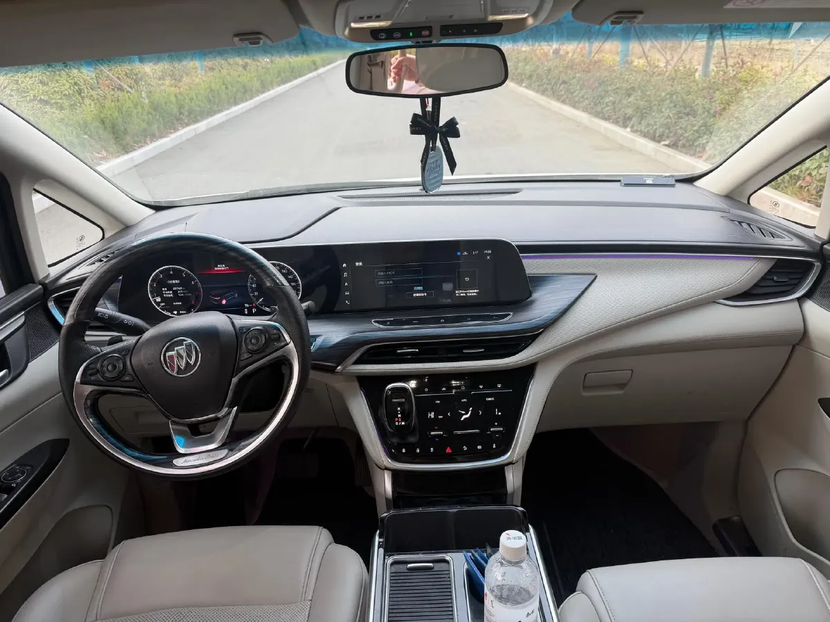 2020 Buick GL8 2.0T 237HP L4 9AT,autocango,china used car exporter,china ev exporter,chinese used car exporter,chinese used ev exporter