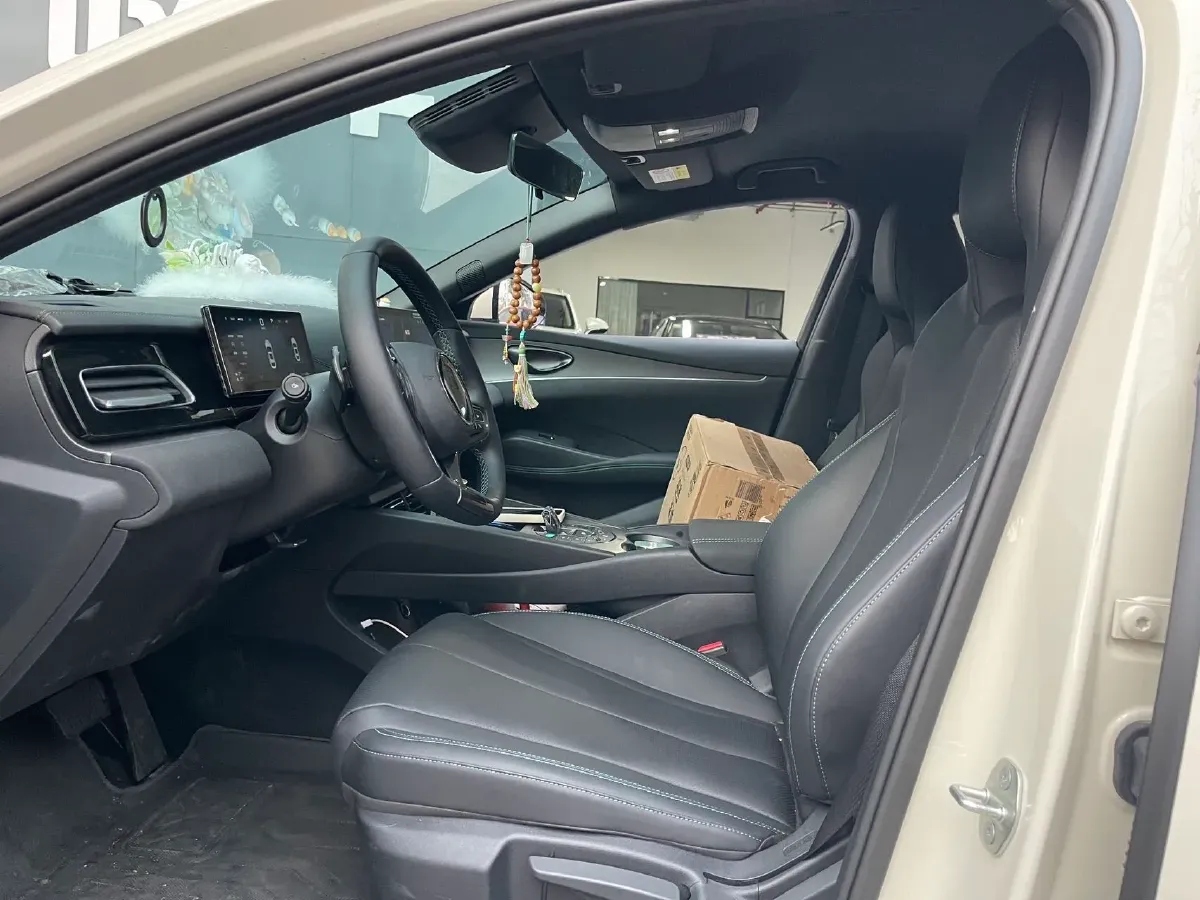 2025 BYD Seal06 1.5L 101HP L4 E-CVT PHEV 10.08KWH,autocango,china used car exporter,china ev exporter,chinese used car exporter,chinese used ev exporter