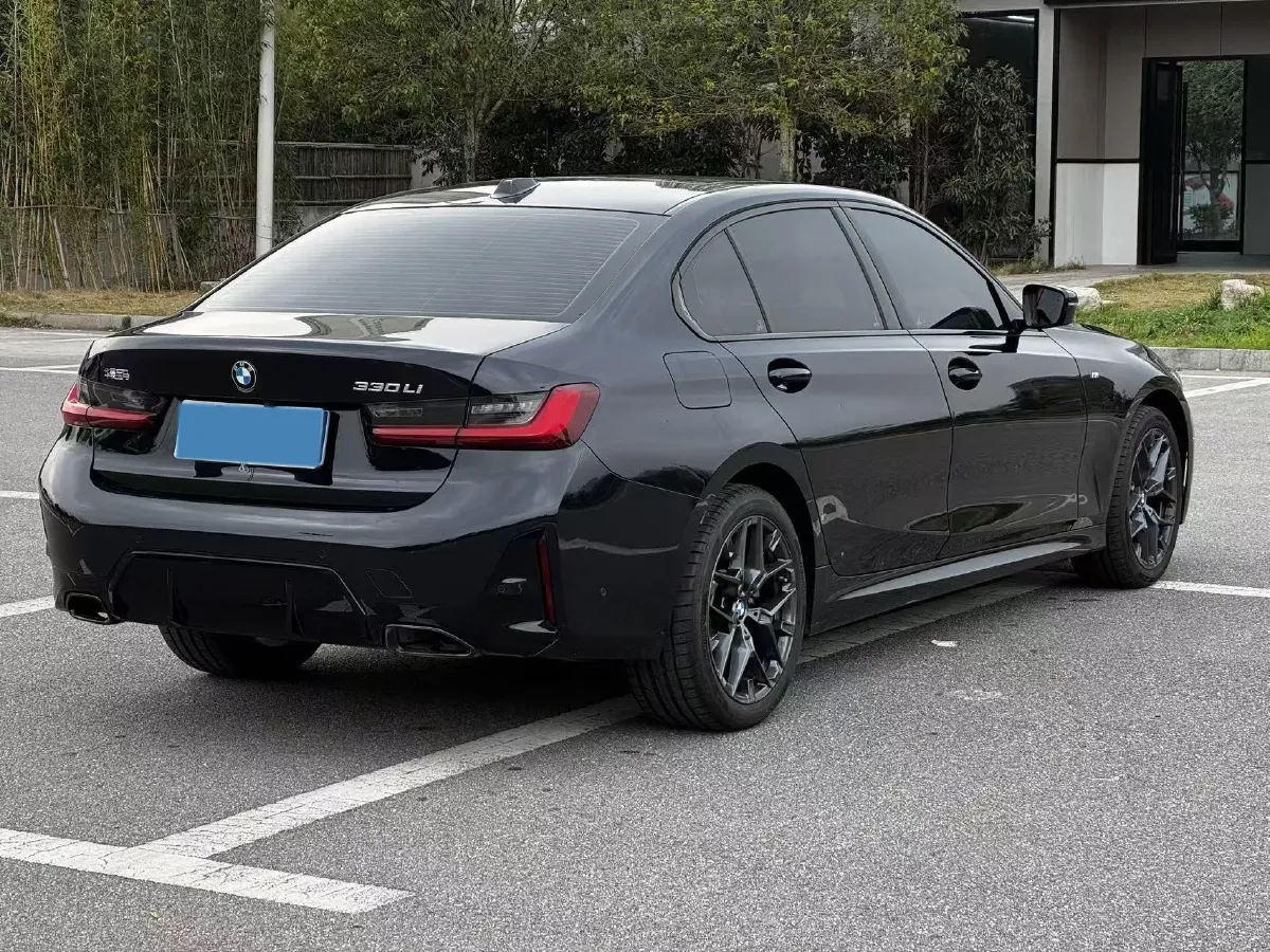 2025 BMW 3 Series 2.0T 245HP L4 8AT,autocango,china used car exporter,china ev exporter,chinese used car exporter,chinese used ev exporter