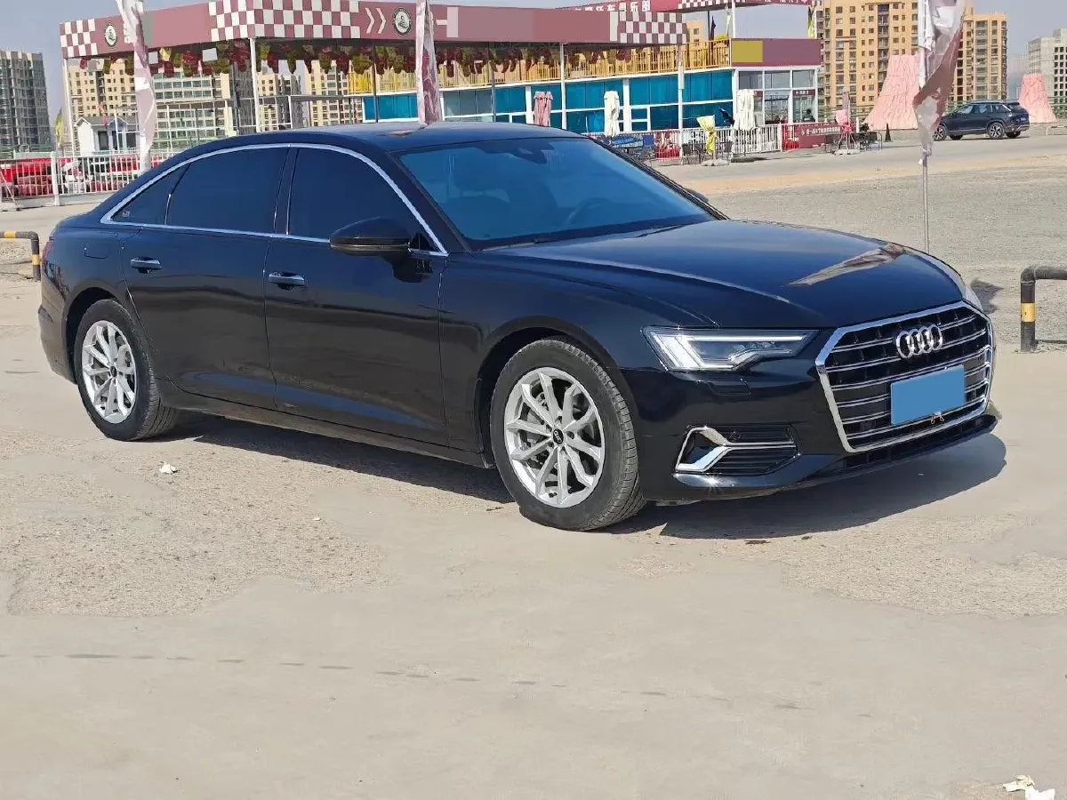 2023 Audi A6L 2.0T 190HP L4 7DCT,autocango,china used car exporter,china ev exporter,chinese used car exporter,chinese used ev exporter