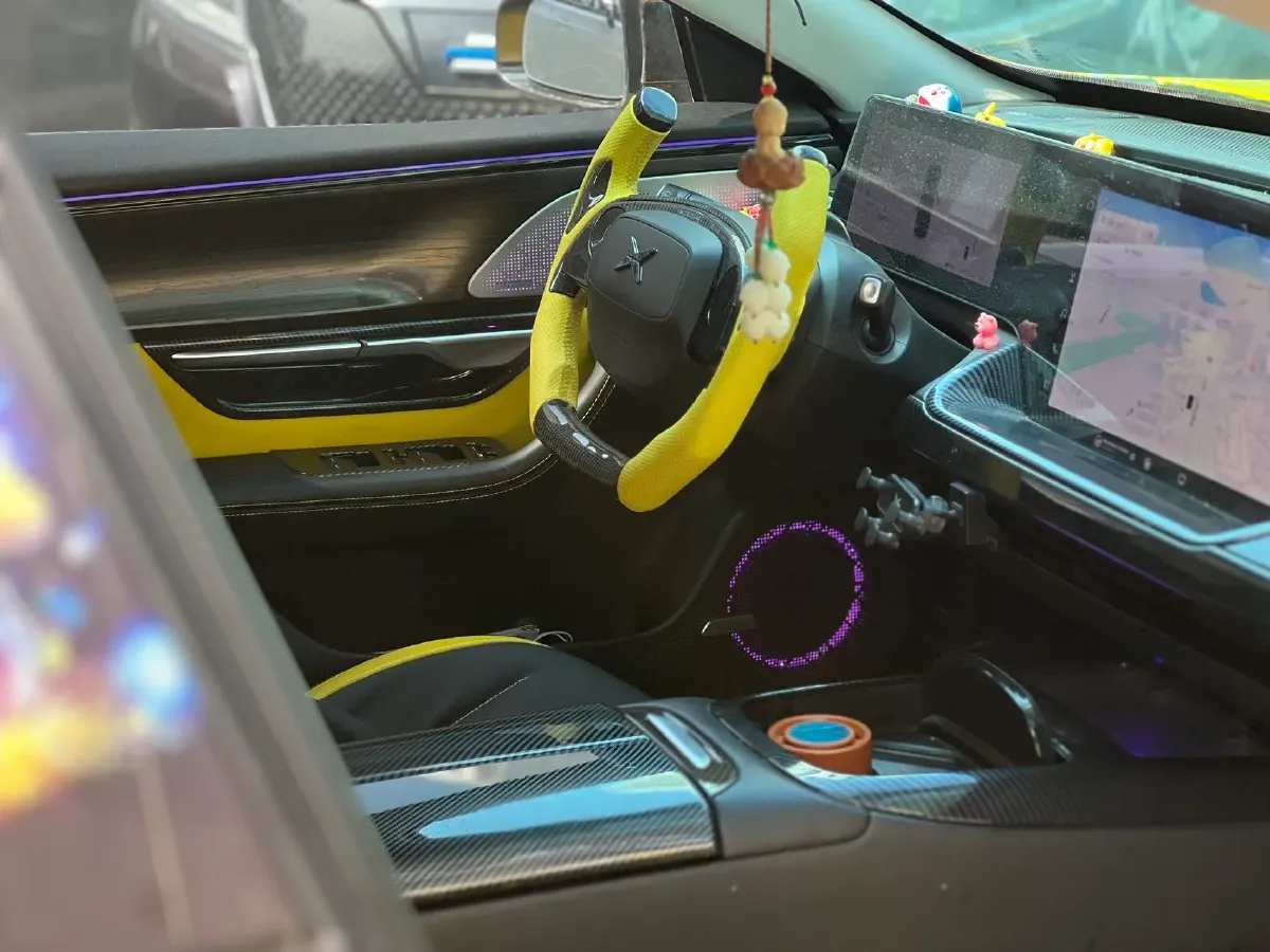 2020 Xpeng P7 BEV 70.8KWH,autocango,china used car exporter,china ev exporter,chinese used car exporter,chinese used ev exporter